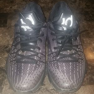 KD shoes size 5Y